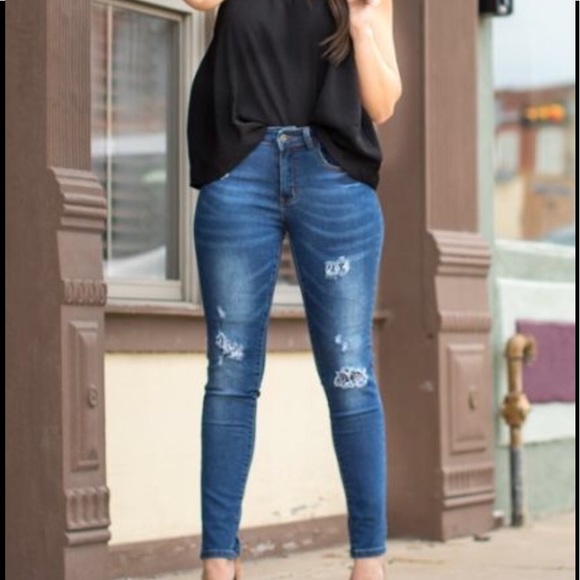 L&B Denim - NWT Last 1!  Plus Snake Patch Skinny Jeans